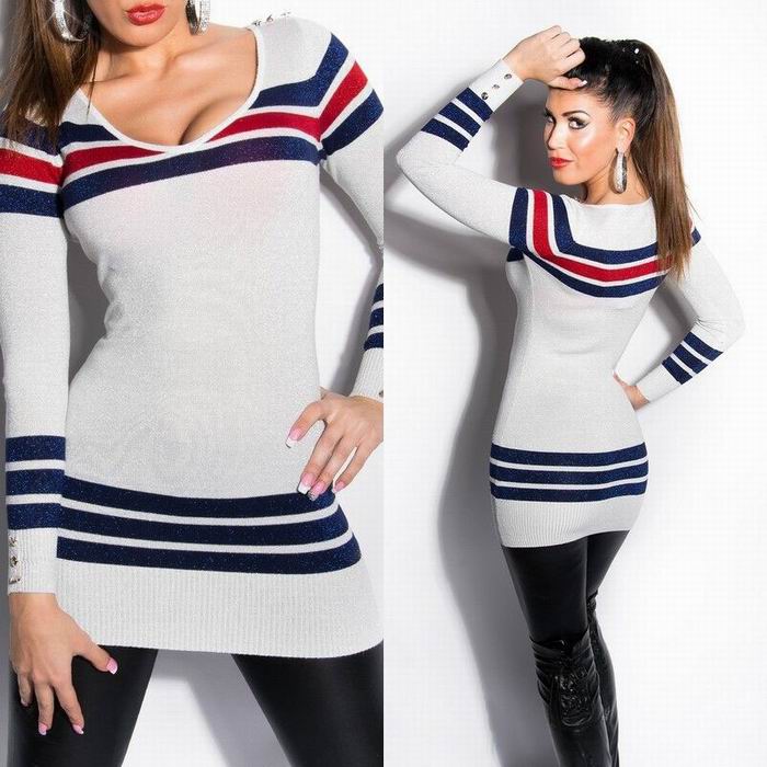 Delicious long knit sweater with slim fit